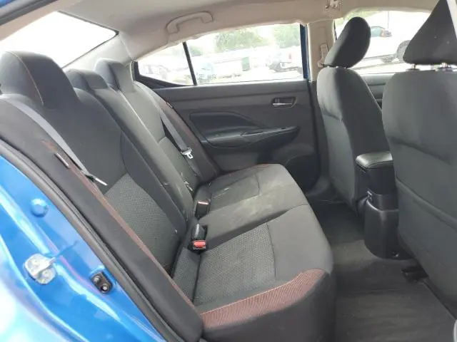 2021 NISSAN VERSA SR  