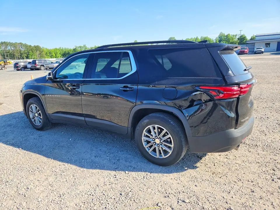2023 CHEVROLET TRAVERSE LT  