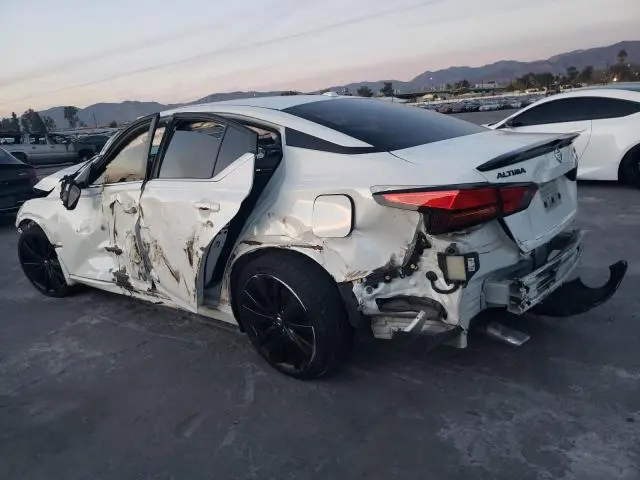 2022 NISSAN ALTIMA SR  
