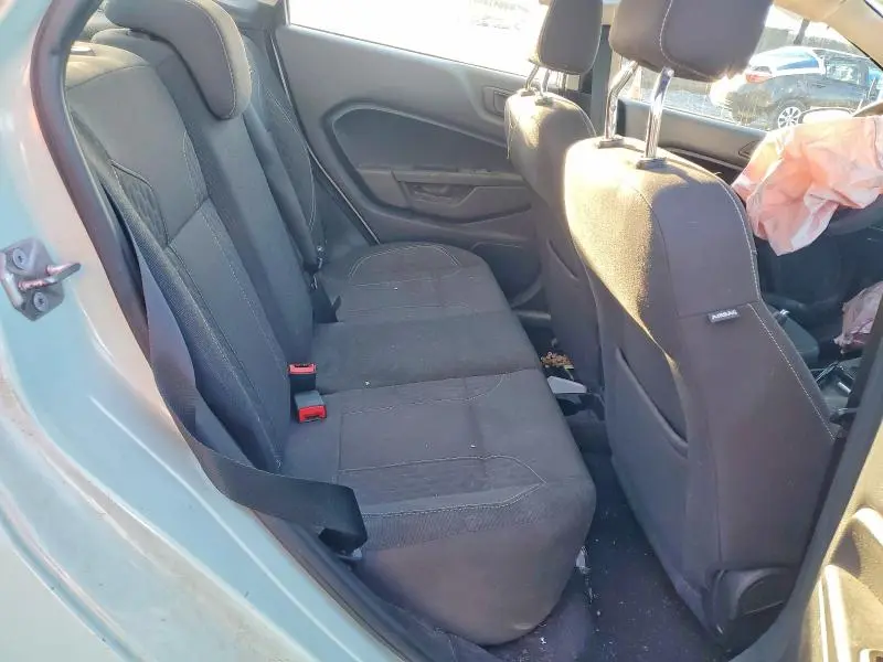 2017 FORD FIESTA SE  