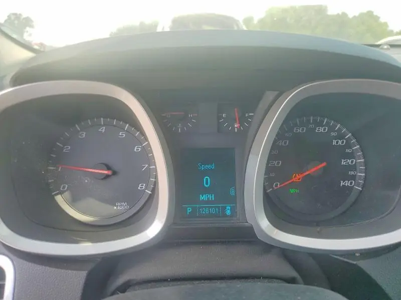 2011 CHEVROLET EQUINOX LT  