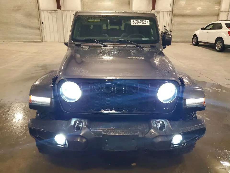2024 JEEP GLADIATOR SPORT  