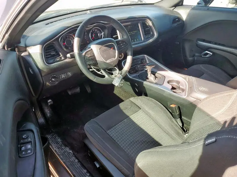 2015 DODGE CHALLENGER SXT  