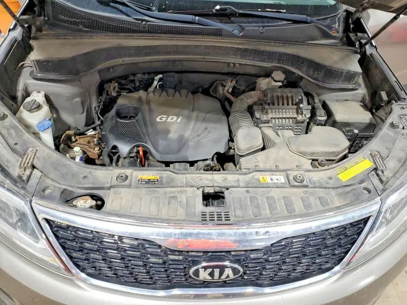 2015 KIA SORENTO LX  