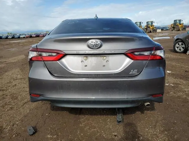 2022 TOYOTA CAMRY LE  