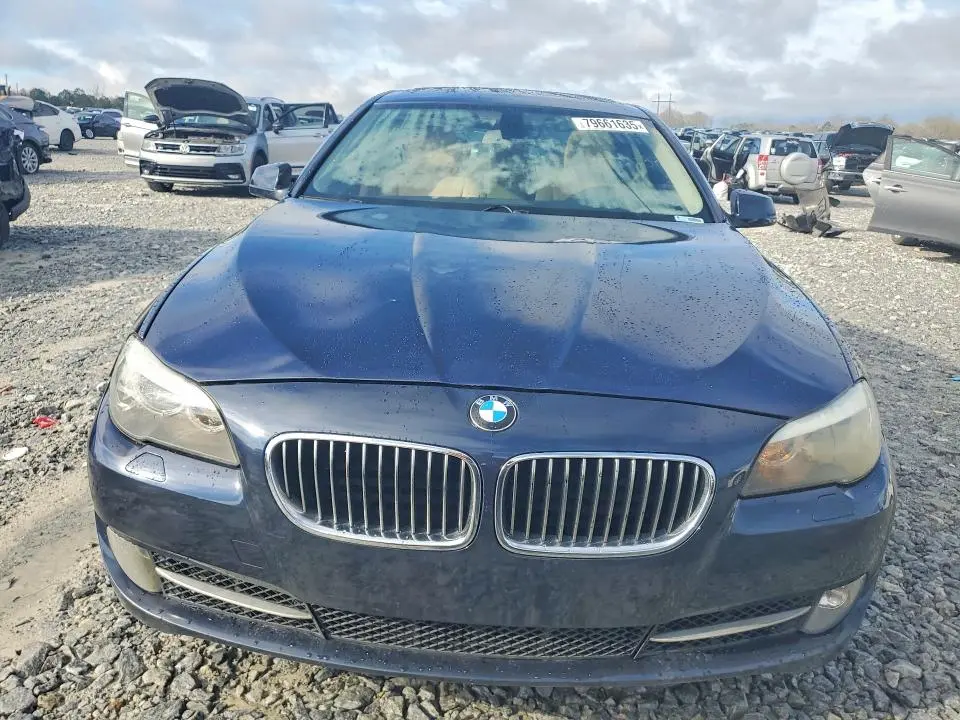 2011 BMW 528 I  