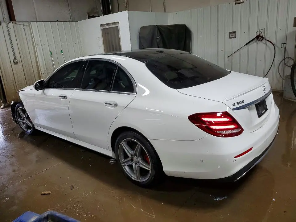 2017 MERCEDES-BENZ E 300 4MATIC  