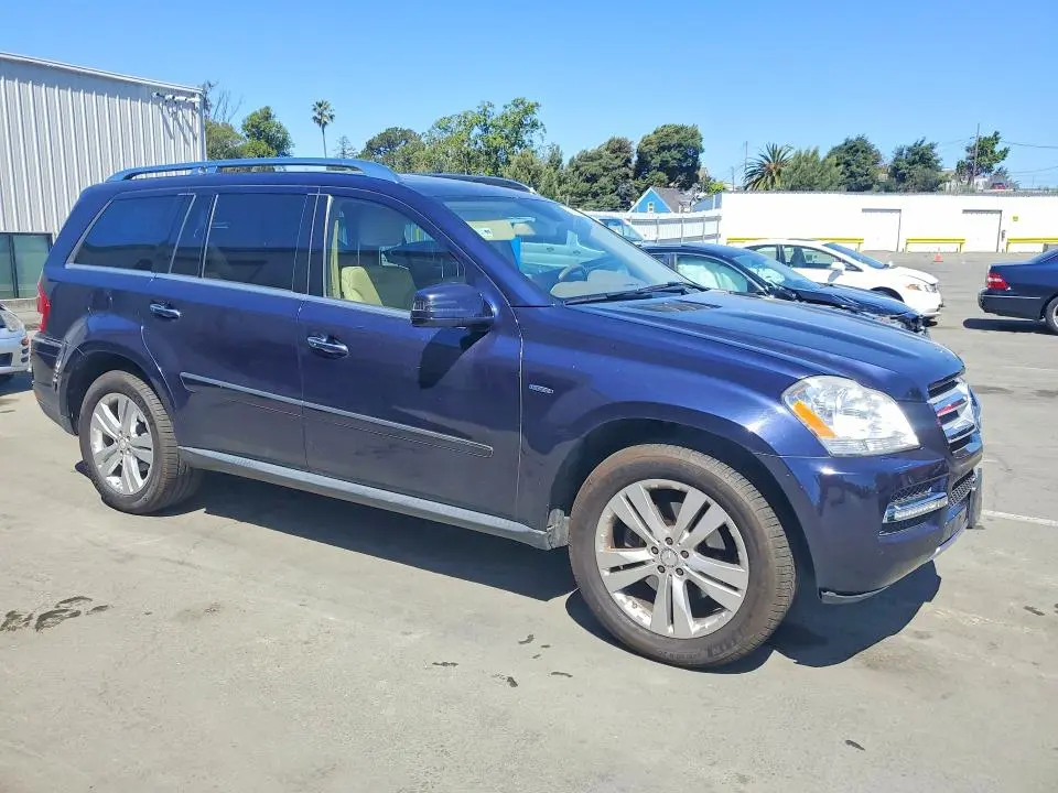 2011 MERCEDES-BENZ GL 350 BLUETEC  