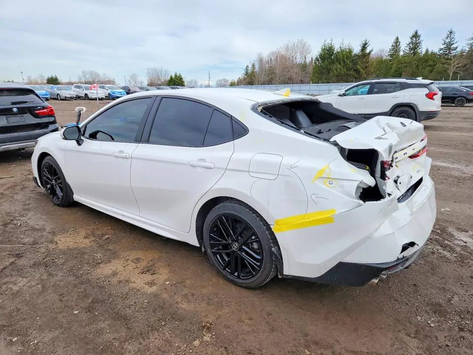 2025 TOYOTA CAMRY   