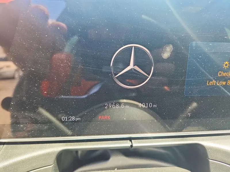 2026 MERCEDES-BENZ C 300  