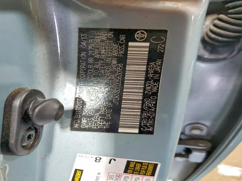 2013 TOYOTA PRIUS THREE  