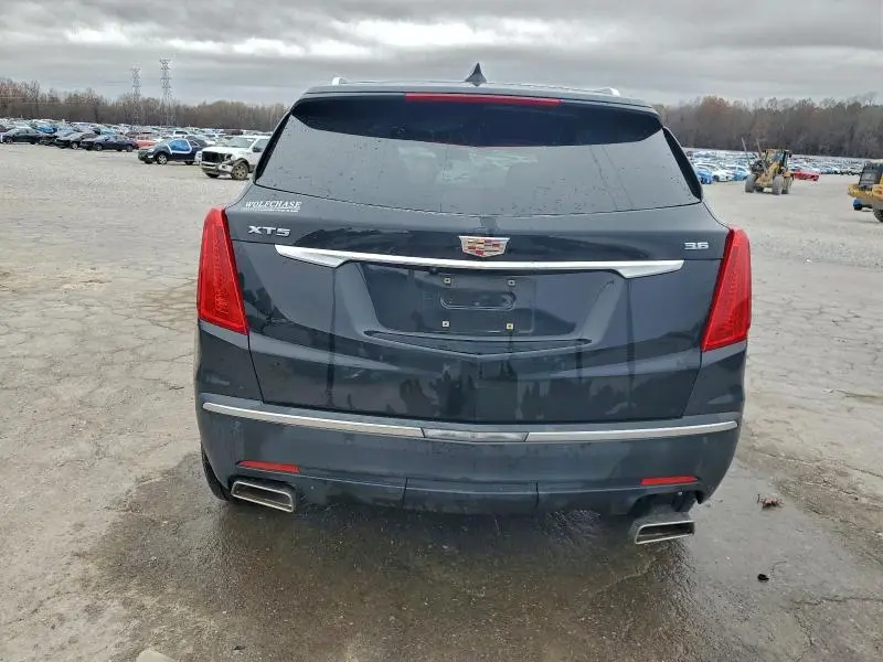 2017 CADILLAC XT5   