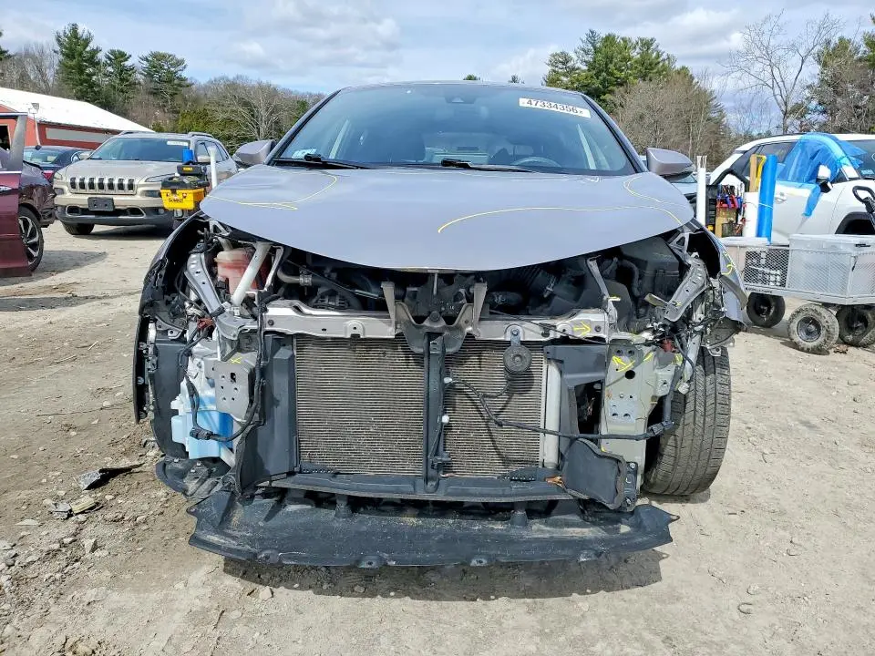2019 TOYOTA C-HR LE  