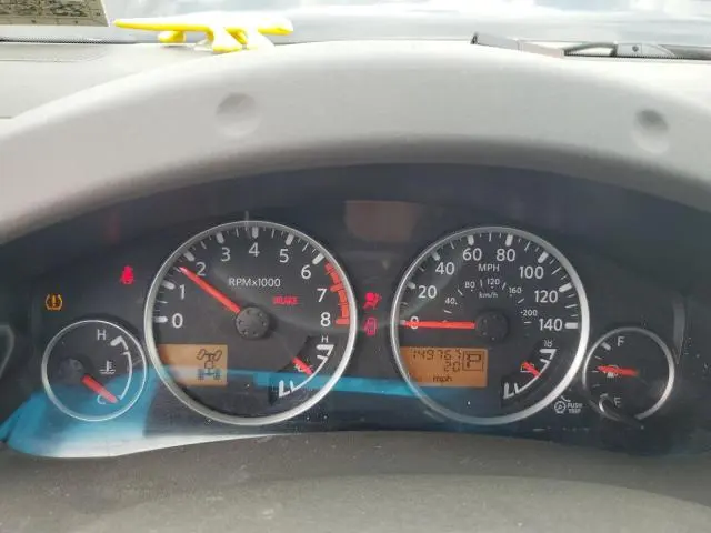 2010 NISSAN FRONTIER CREW CAB SE  