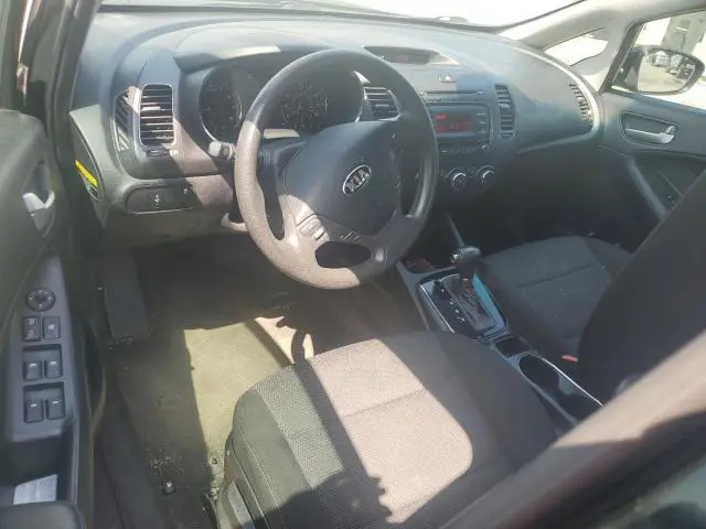 2017 KIA FORTE LX  