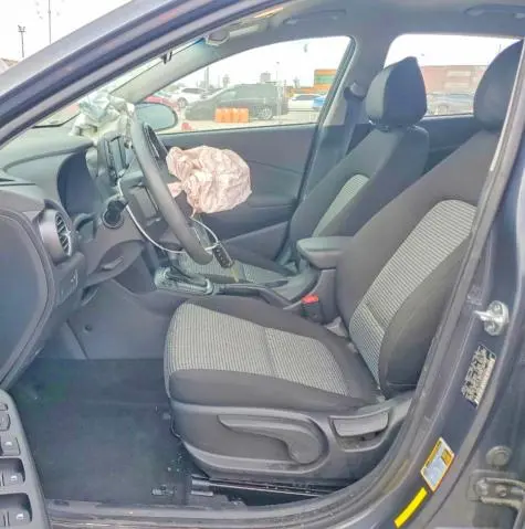 2019 HYUNDAI KONA SE  