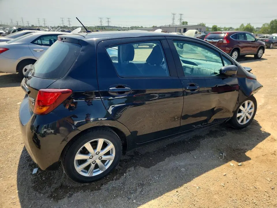 2016 TOYOTA YARIS 5-DOOR LE  