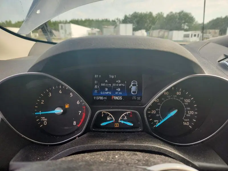 2017 FORD ESCAPE SE  