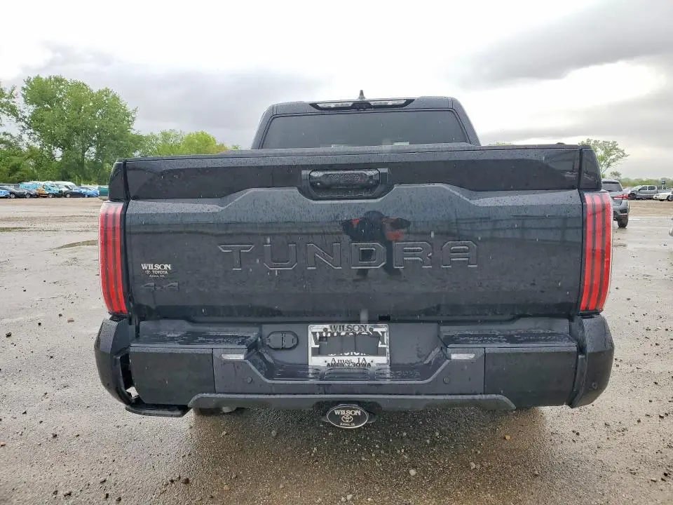 2024 TOYOTA TUNDRA PLATINUM HV  
