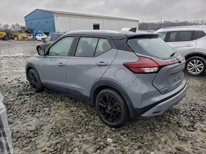 2023 NISSAN KICKS SV  