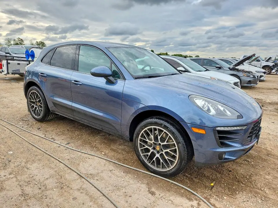 2017 PORSCHE MACAN S  