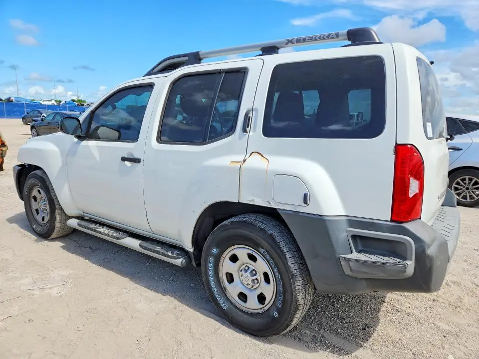 2013 NISSAN XTERRA X  