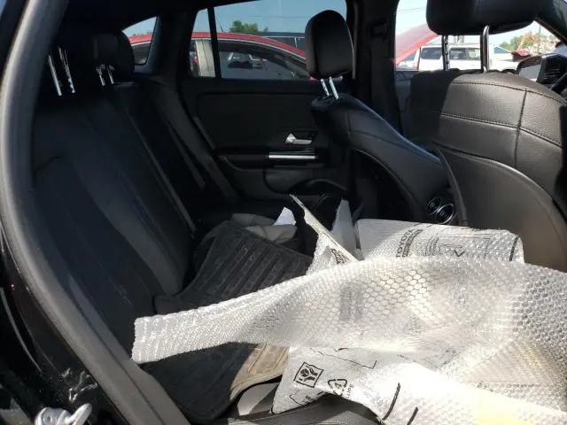 2021 MERCEDES-BENZ GLA 250 4MATIC  