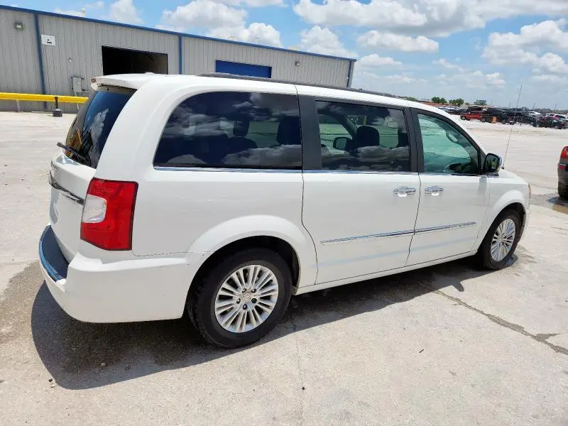 2011 CHRYSLER TOWN & COUNTRY TOURING L  