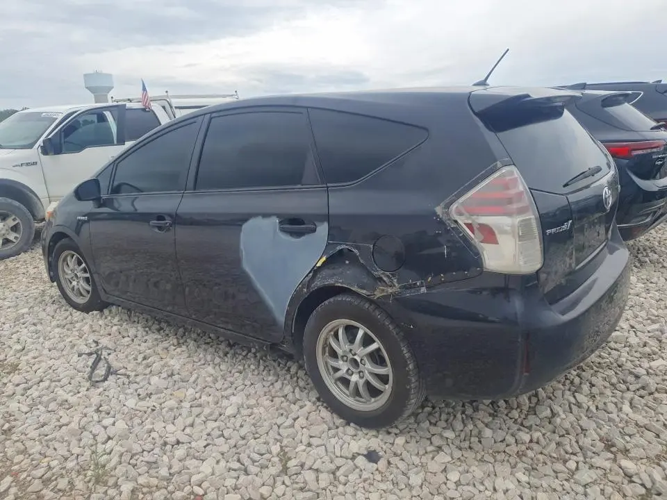 2017 TOYOTA PRIUS V TWO  