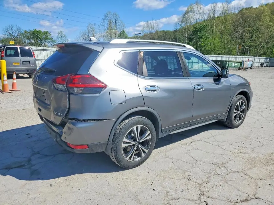 2020 NISSAN ROGUE SV  