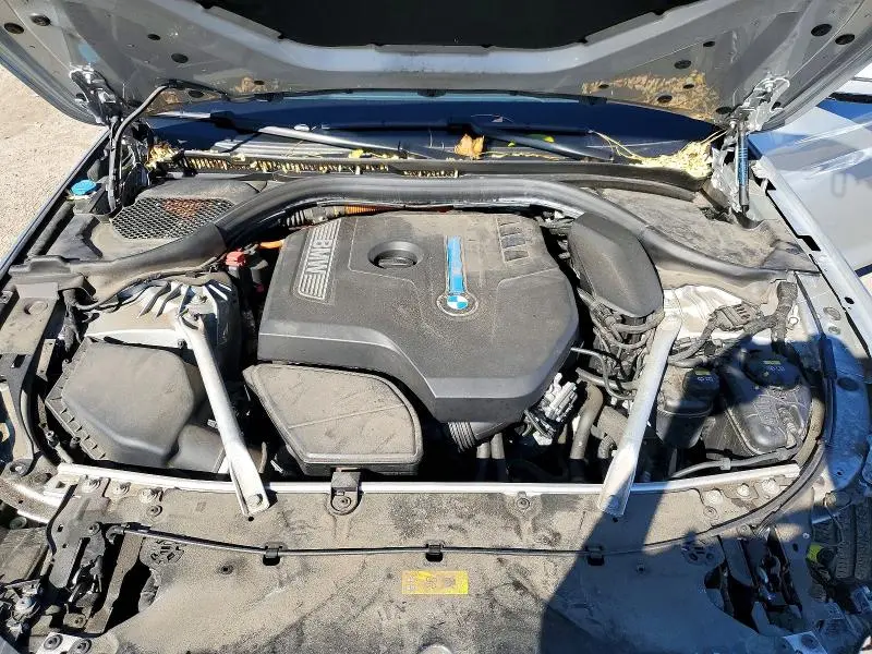 2019 BMW 530XE   