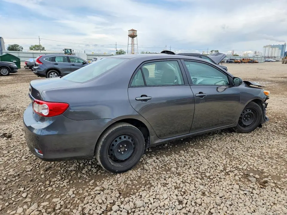 2012 TOYOTA COROLLA LE  