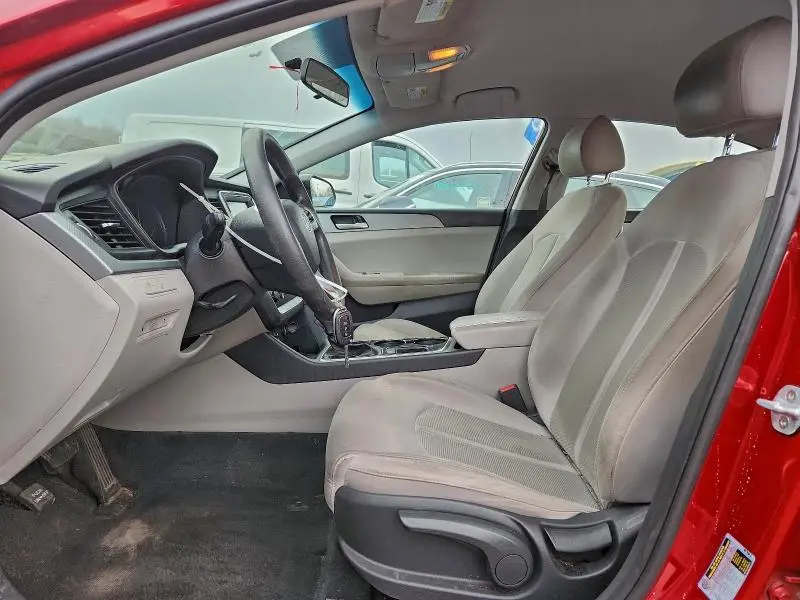 2019 HYUNDAI SONATA SE  