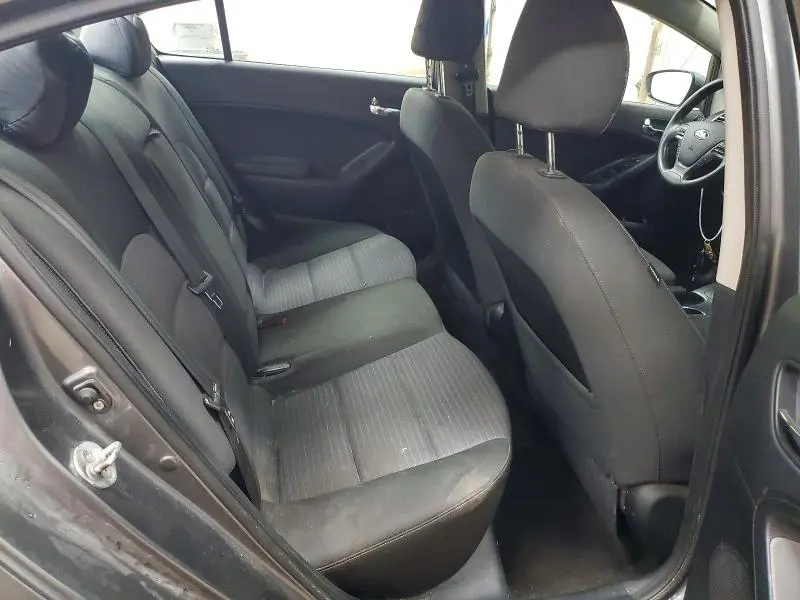 2016 KIA FORTE LX  