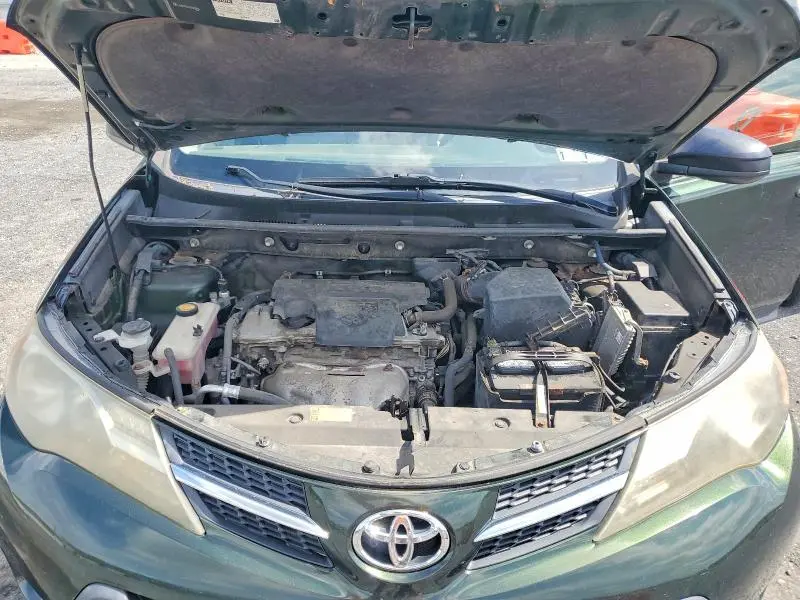 2013 TOYOTA RAV4 LE  