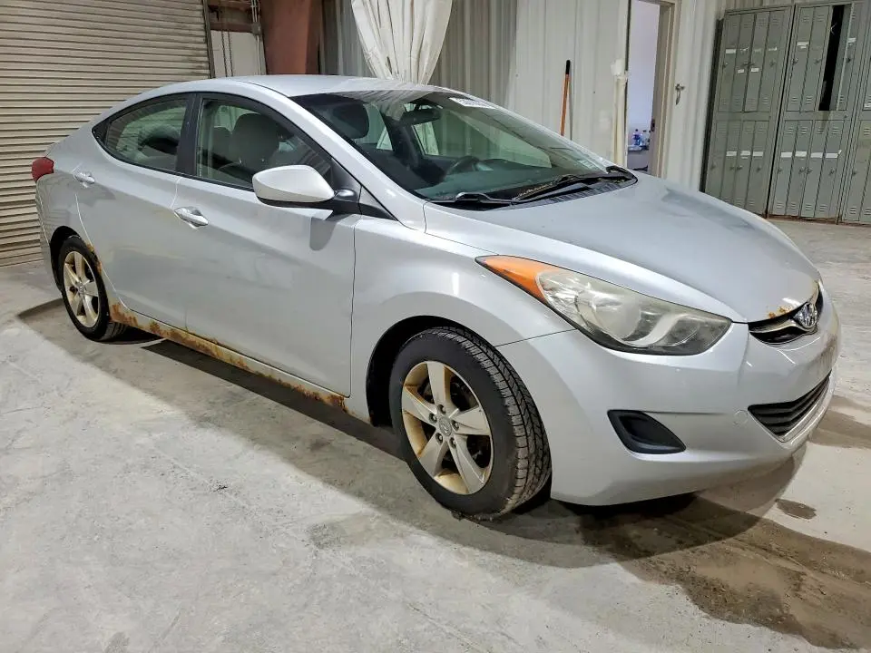 2011 HYUNDAI ELANTRA GLS  