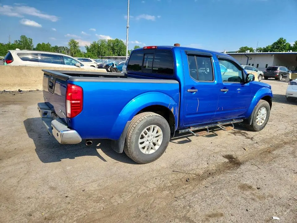 2014 NISSAN FRONTIER S  