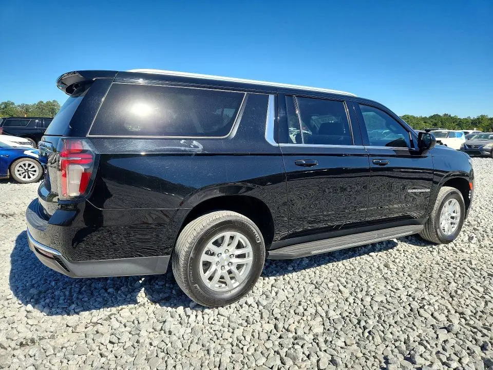 2023 CHEVROLET SUBURBAN C1500 LT  