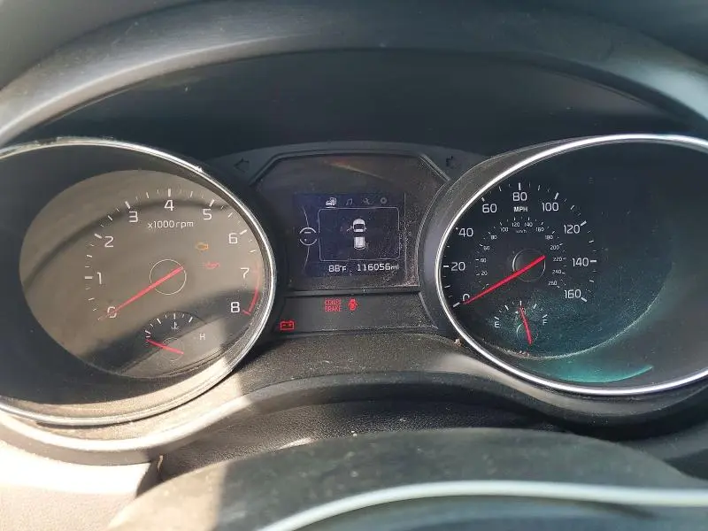 2017 KIA SEDONA LX  