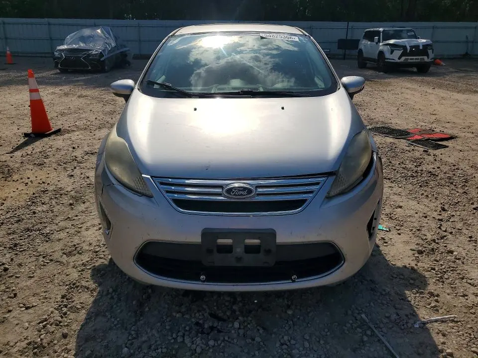 2011 FORD FIESTA SEL  