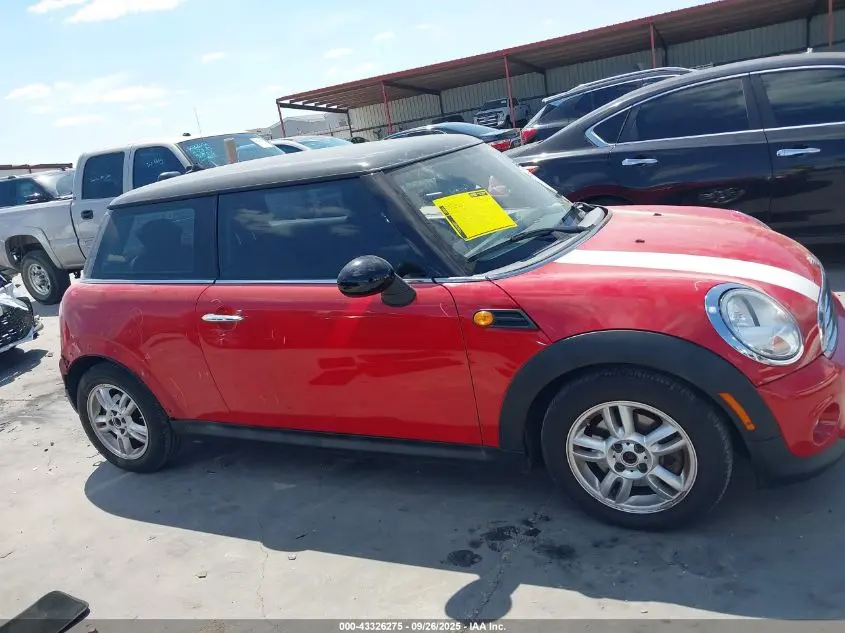 2013 MINI HARDTOP COOPER