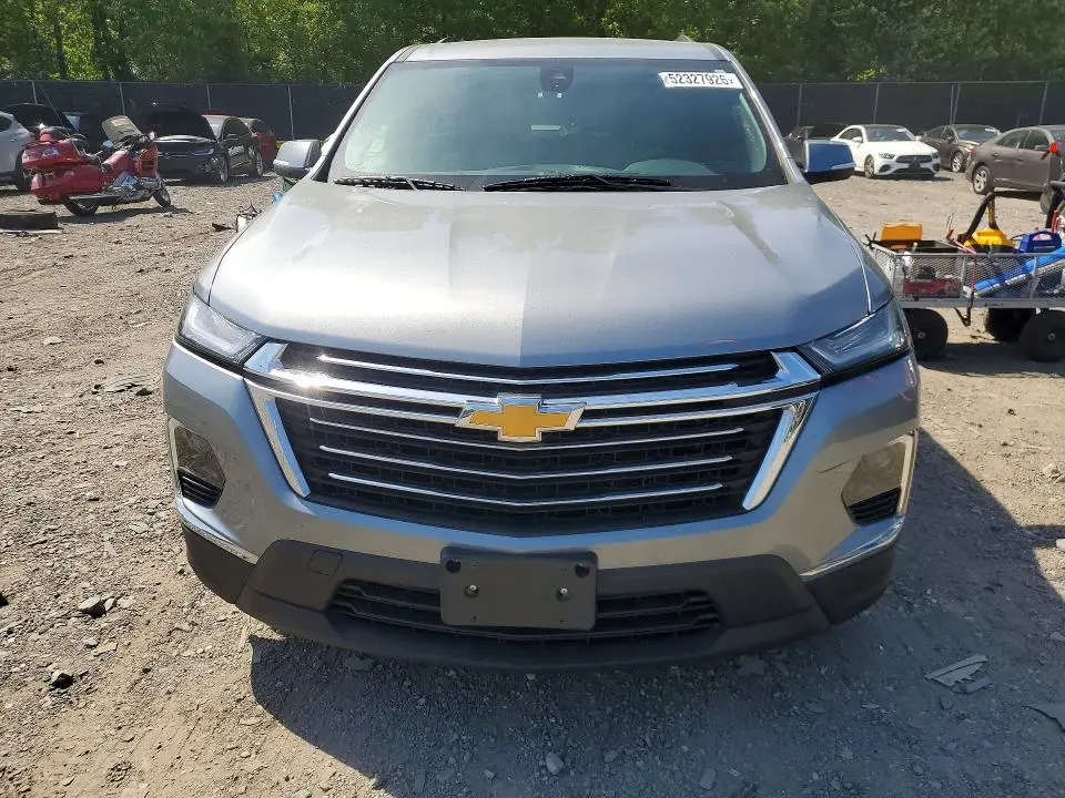 2023 CHEVROLET TRAVERSE LT  