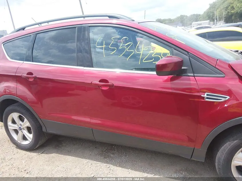 2016 FORD ESCAPE SE
