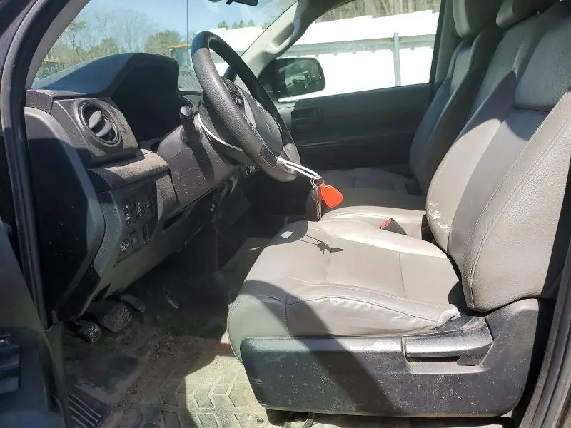 2019 TOYOTA TUNDRA SR  