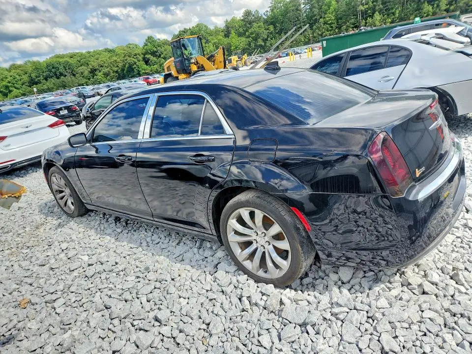 2016 CHRYSLER 300 LIMITED  