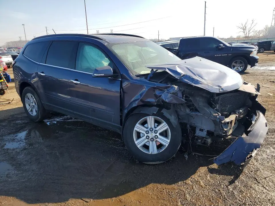 2014 CHEVROLET TRAVERSE LT  
