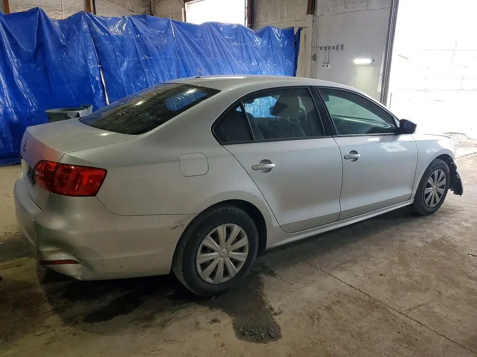 2013 VOLKSWAGEN JETTA BASE  