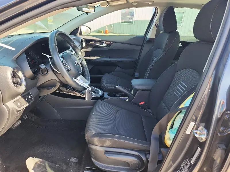 2019 KIA FORTE S  