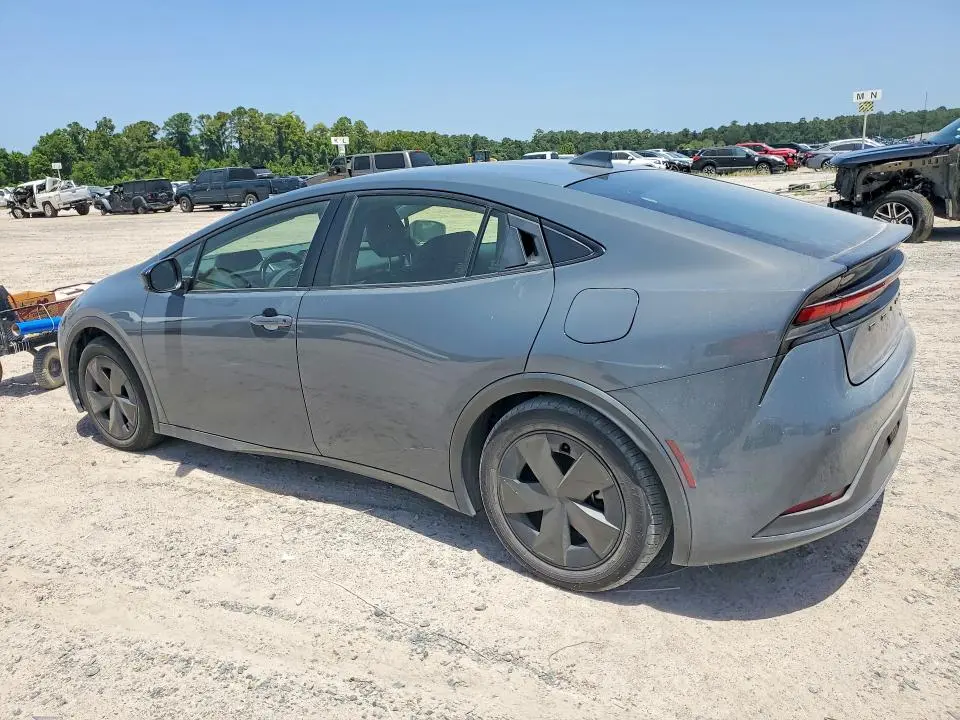 2023 TOYOTA PRIUS LE  