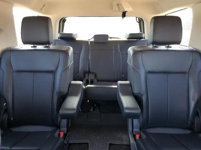 2023 FORD EXPEDITION XLT  